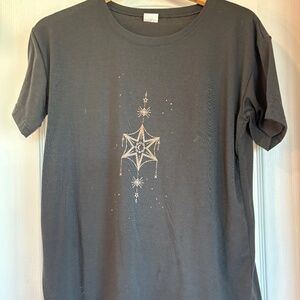 Women’s tshirt